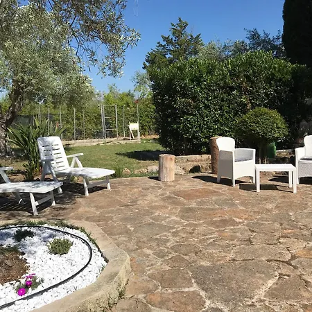 Butterfly House לינה וארוחת בוקר אלגהרו