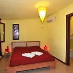 Butterfly House Bed and breakfast